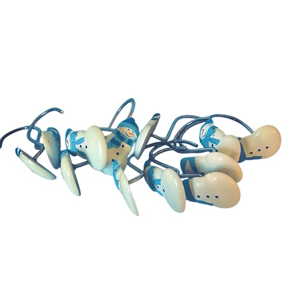 The Winter Blue And❄️White ⛄️Snowman❄️ Shower Hooks Festive Set of 12 Christmas - Picture 4 of 4